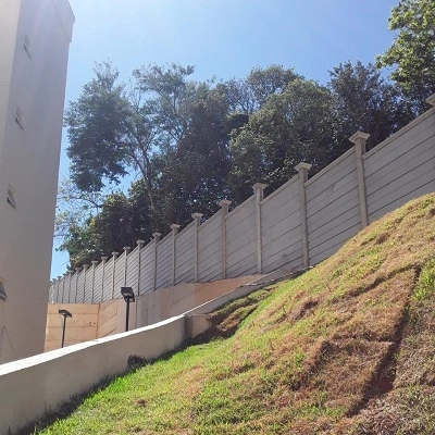 Muro pré-moldado para construtoras